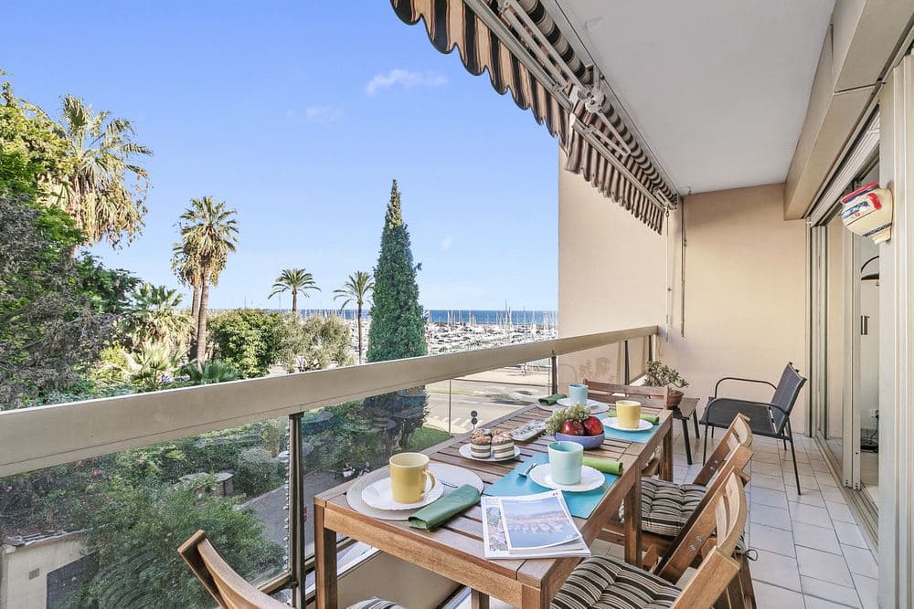 Homeowners, Menton